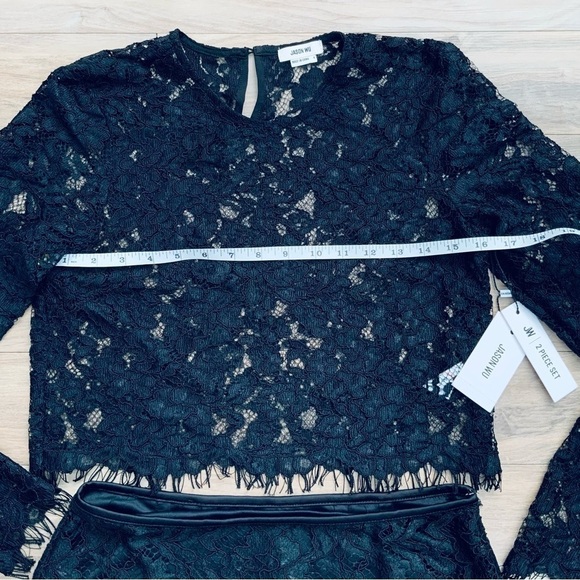 $400 Jason Wu Black Lace Top & Skirt Set - Picture 5 of 10